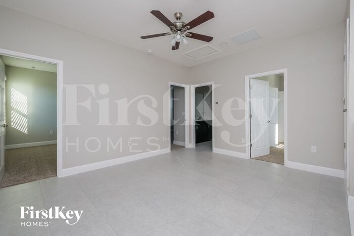 Building Photo - 6322 Heirloom Pl