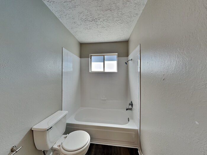 Building Photo - 23403 Verngate Dr