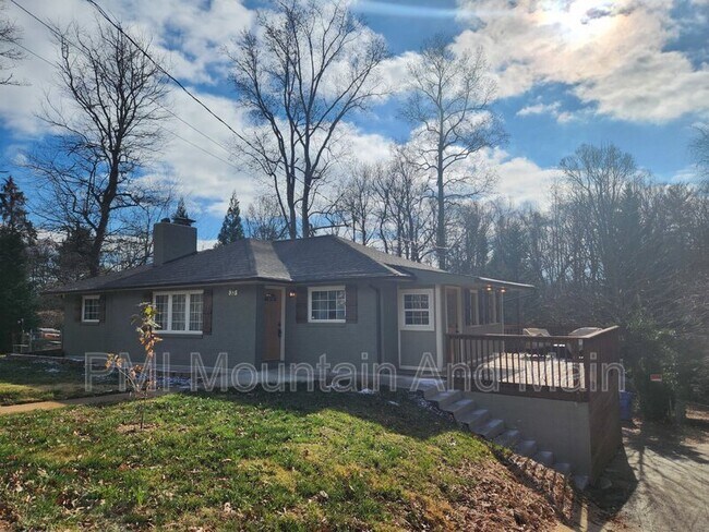 Building Photo - 33 Monte Vista Rd