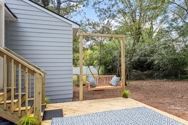 Building Photo - Charming Renovated Knightdale Home with Sp...