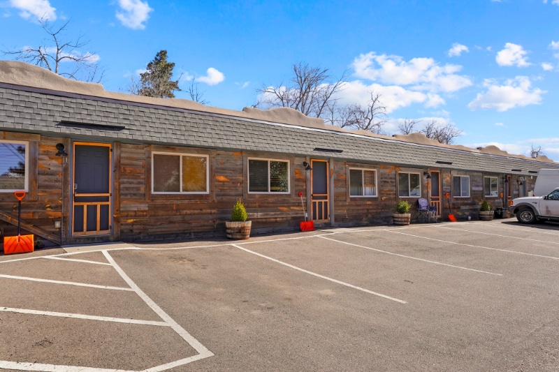 Primary Photo - 403 23rd St