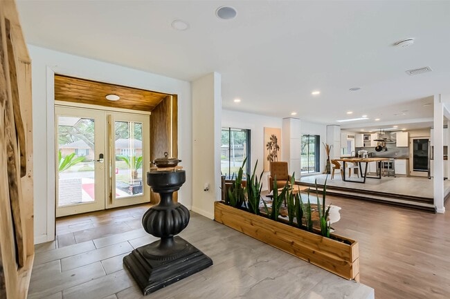 Building Photo - 7810 Nairn St