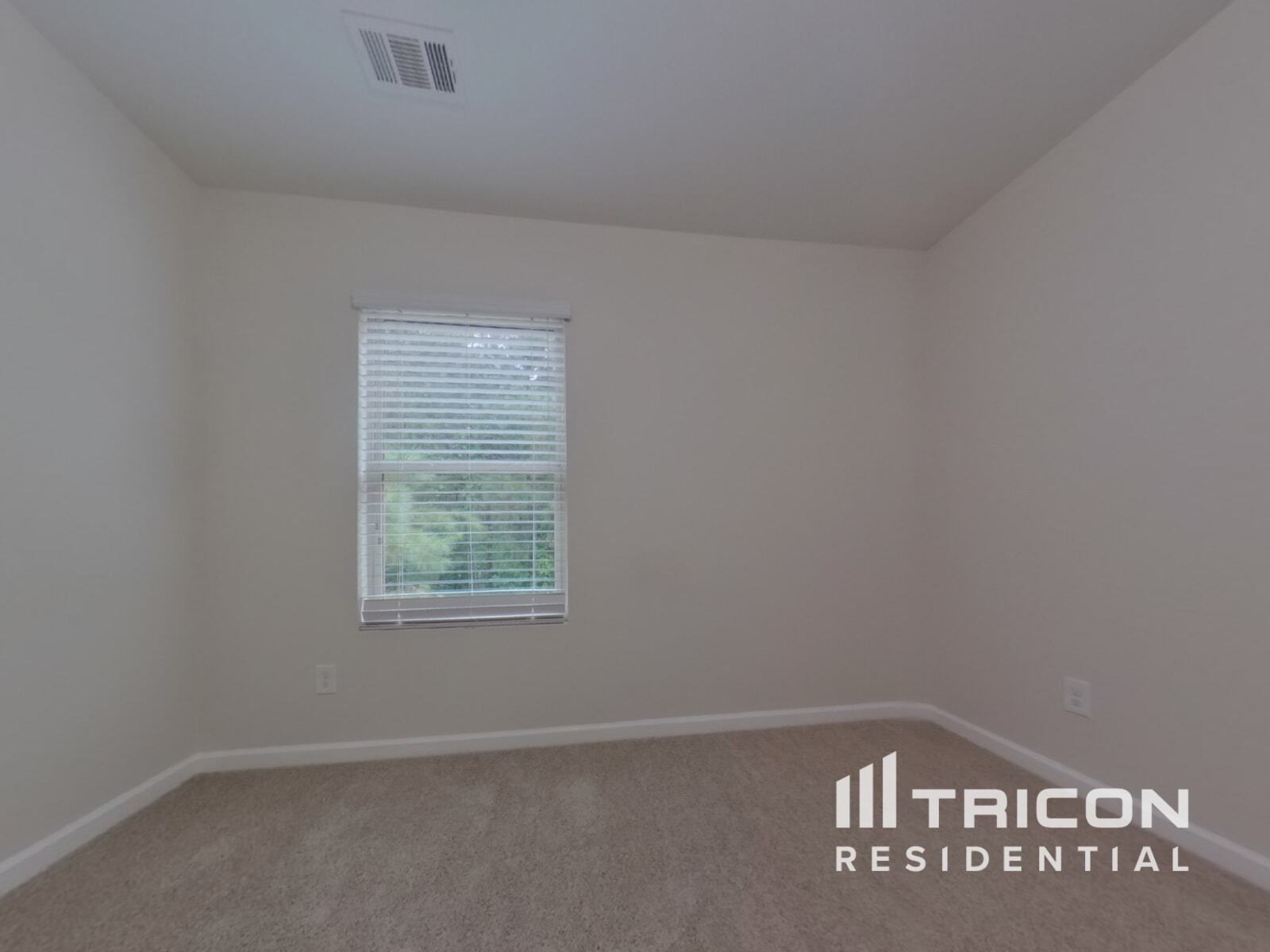 Building Photo - 236 Arbor Creek Dr