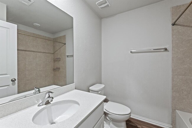 Building Photo - 143 Alexander