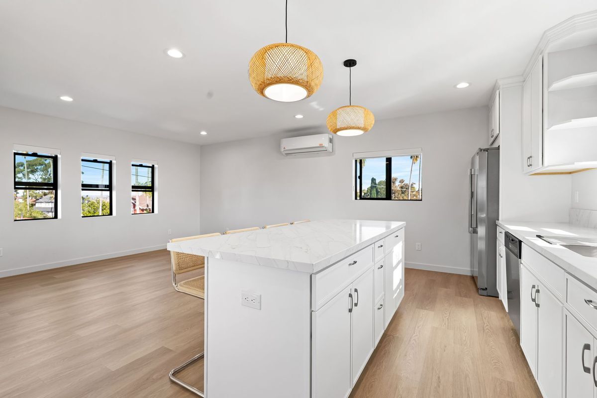 Building Photo - 4787 Panorama Dr