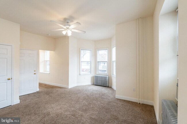 Building Photo - 4422 Pechin St