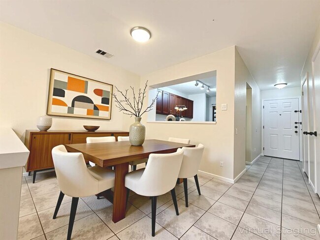 Building Photo - 11901 Swearingen Dr