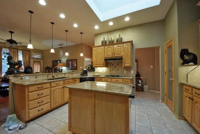 Building Photo - 1717 Flatwood Dr