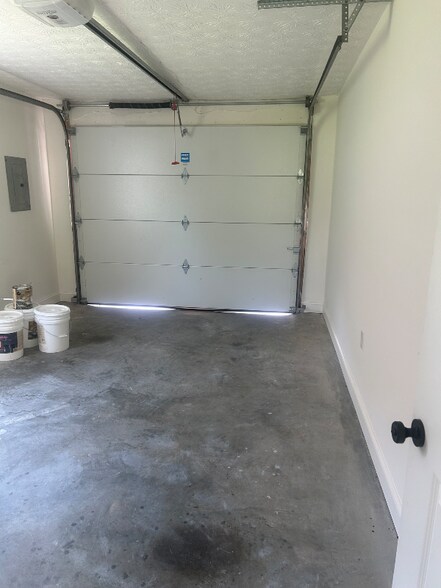 Building Photo - 5709 Joseph Dr