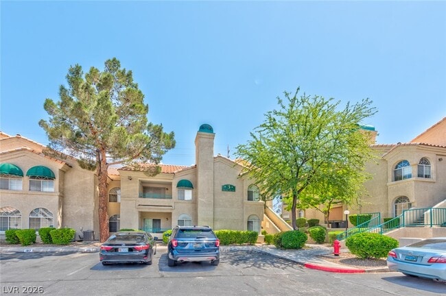 Building Photo - 2251 Wigwam Pkwy