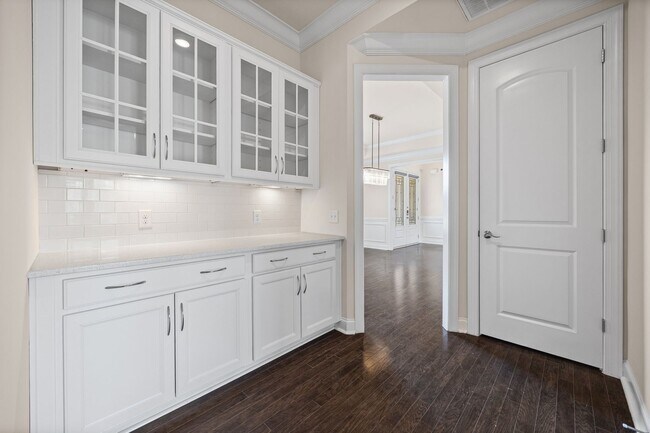 Building Photo - Stunning 4 bedrm, 3.5 Bath home in Chapel Cove of South Charlotte!