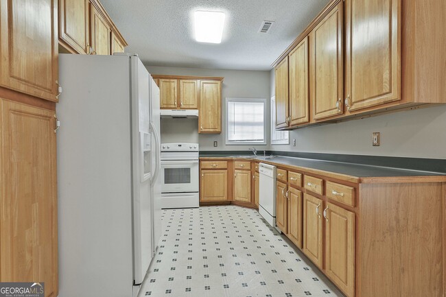 Building Photo - 12241 Crestwood Ct