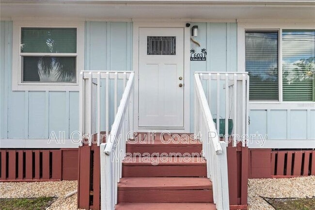 Building Photo - 604 Church St