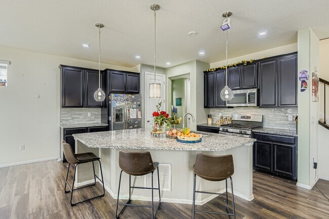 Building Photo - 3103 Jonquil St