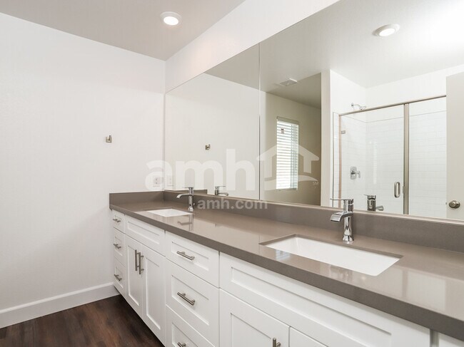 Building Photo - 6541 Enlightenment Dr
