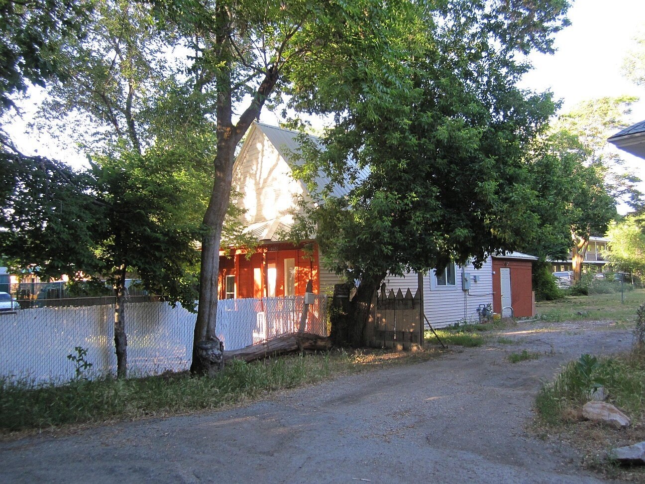 Building Photo - 2350 Orchard Ave