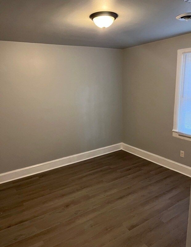 Building Photo - 2407 Grant St