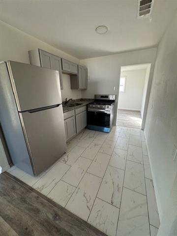 Building Photo - 1302 Stone Dr
