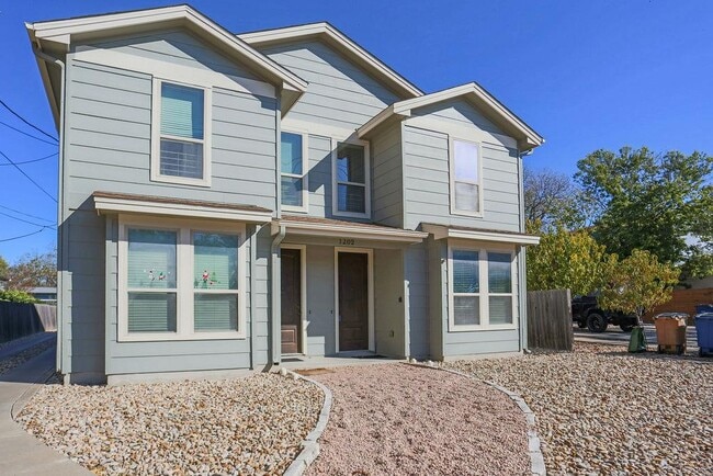 Building Photo - 1202 Morrow St