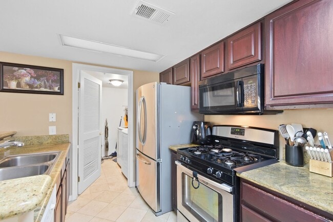 Building Photo - Extremely private and modern gated complex...