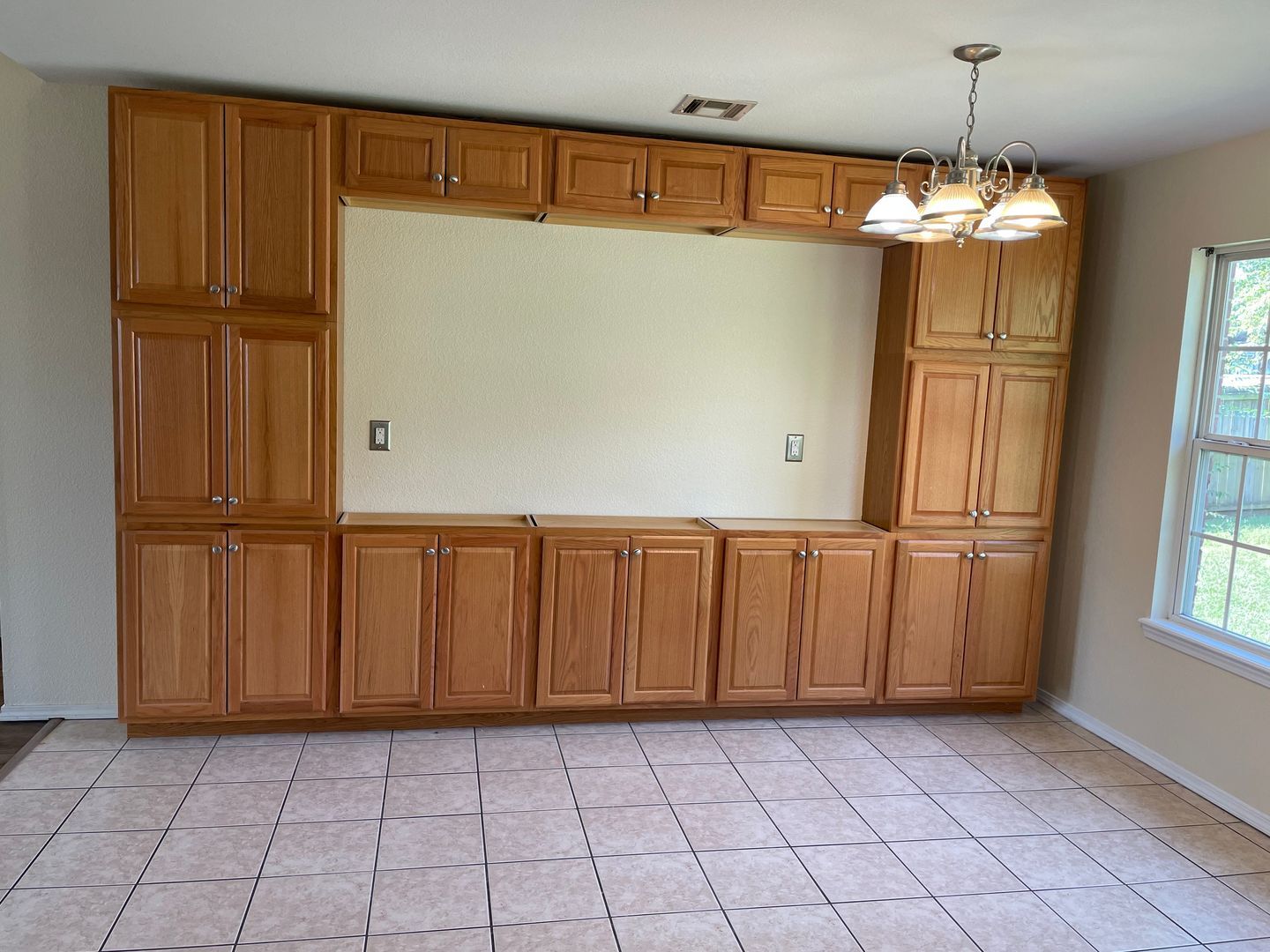 Building Photo - 511 Brookfield Dr