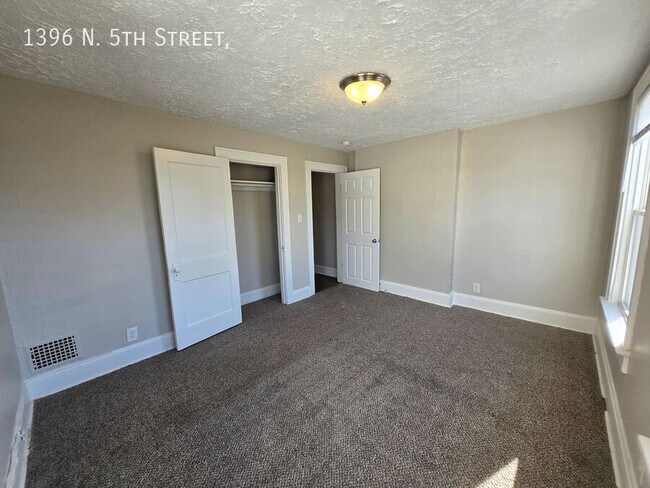 Building Photo - 1396 N 5th St