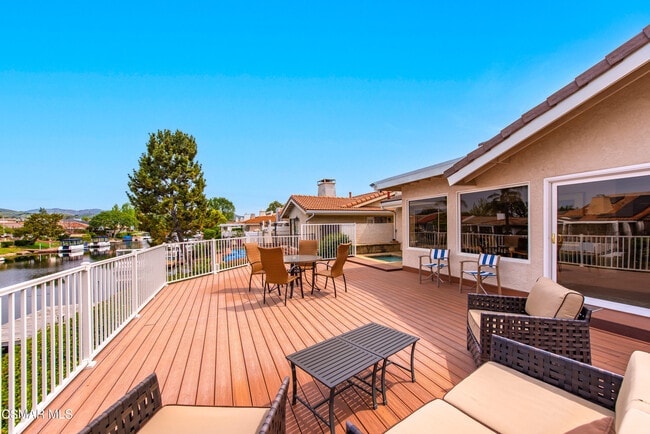 Building Photo - 2379 Leeward Cir