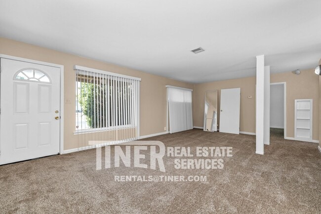Building Photo - 4053 Cornelia Way