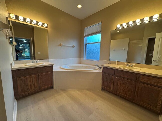 Building Photo - 8210 Whistling Pine Way