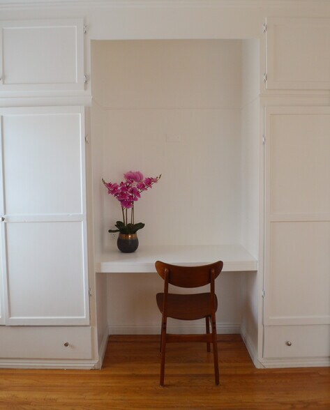 Bedroom 1 - 1288 Devon Ave