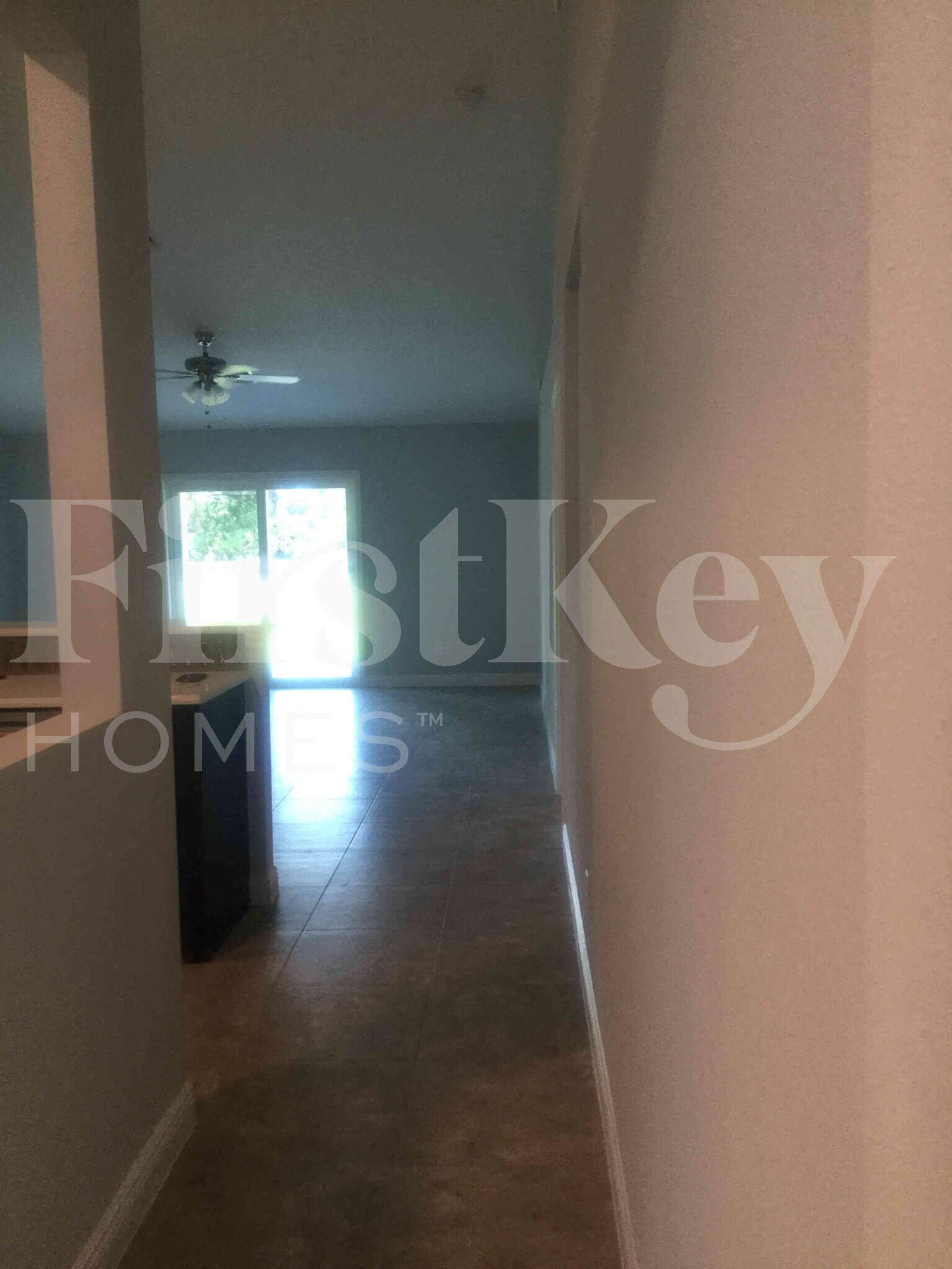 Building Photo - 328 SW Ridgecrest Dr