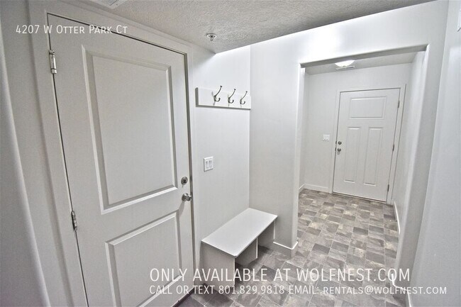Building Photo - 4207 Otter Park Ct