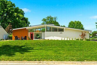 Building Photo - 2276 Johnston Rd