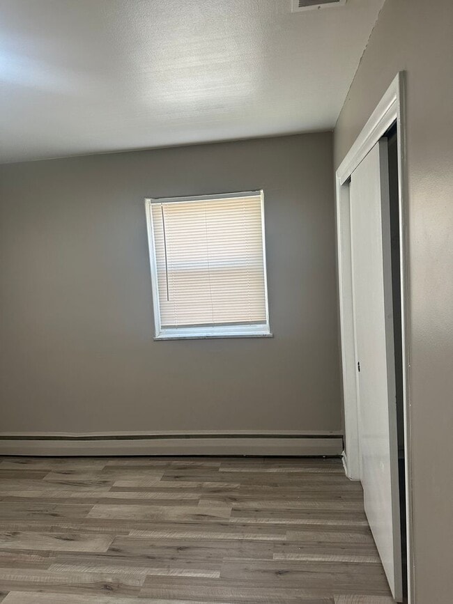 Building Photo - 5907 Staughton Dr