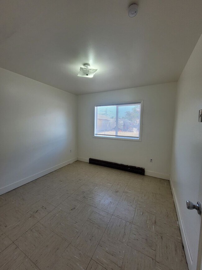 Building Photo - 821 Cannon Ln