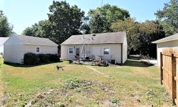 Building Photo - 908 Crestwood Dr