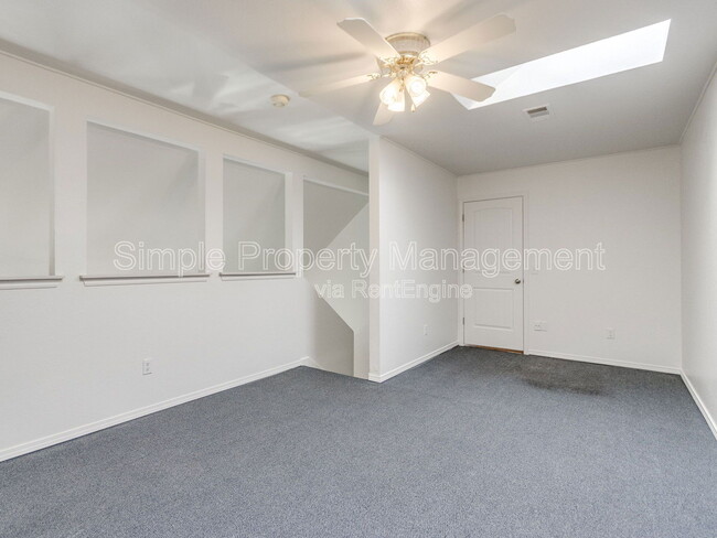 Building Photo - 1603 SW 23rd St