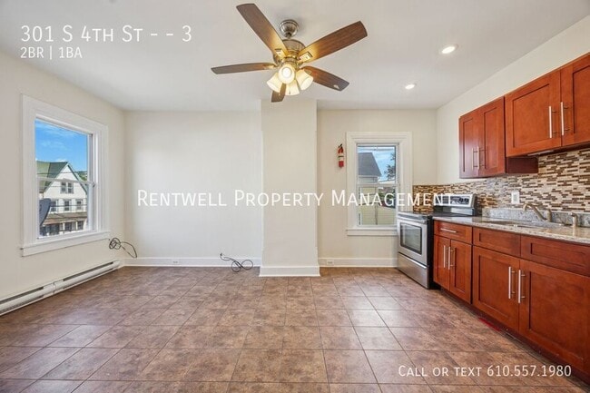 Primary Photo - 301 S 4th St