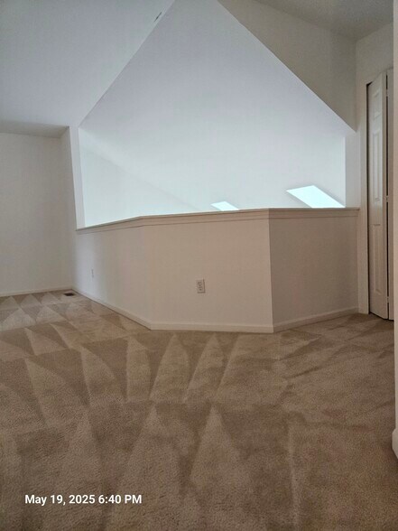 Building Photo - 1608 Mallard Pond Dr