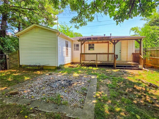 Building Photo - 1505 Garland Ave