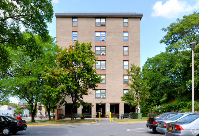 Building Photo - Ten Eyck Apartments