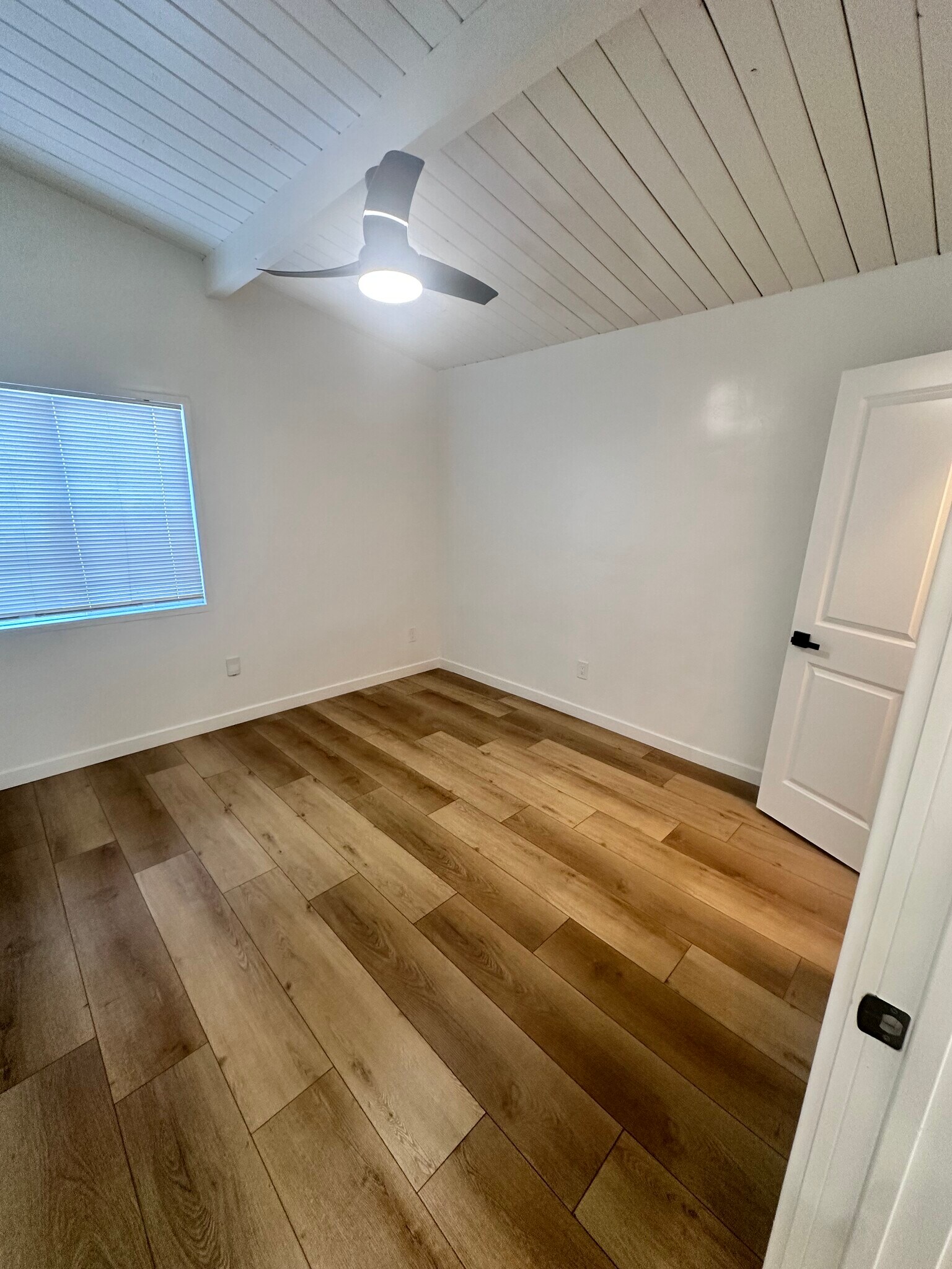 Building Photo - 4357 Clairemont Mesa Blvd