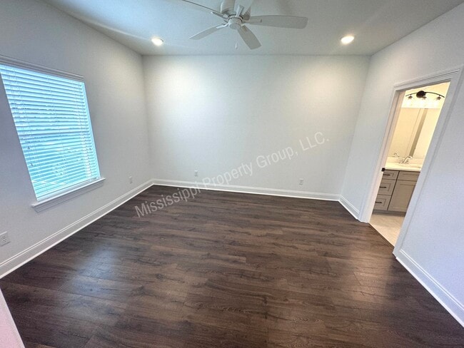 Building Photo - 3BR/3.5BA For Rent