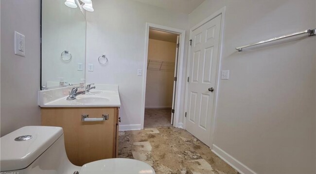 Building Photo - 33 Arbor Hl Pl