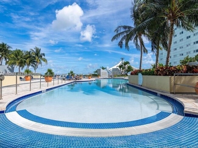 Building Photo - 244 Biscayne Blvd