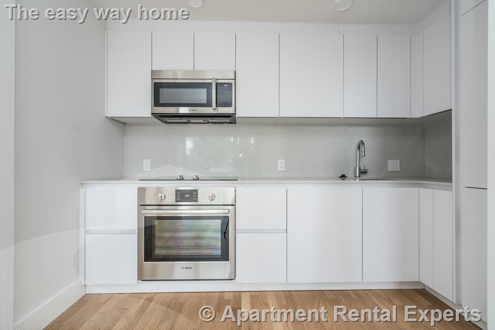 Building Photo - 334 Harvard St