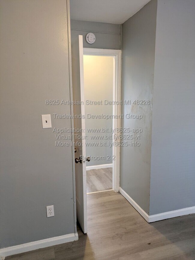 Building Photo - 8625 Artesian St