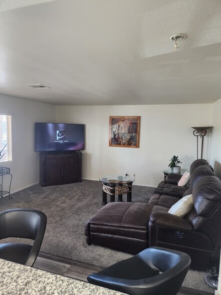 Building Photo - 2233 James Bilbray Dr