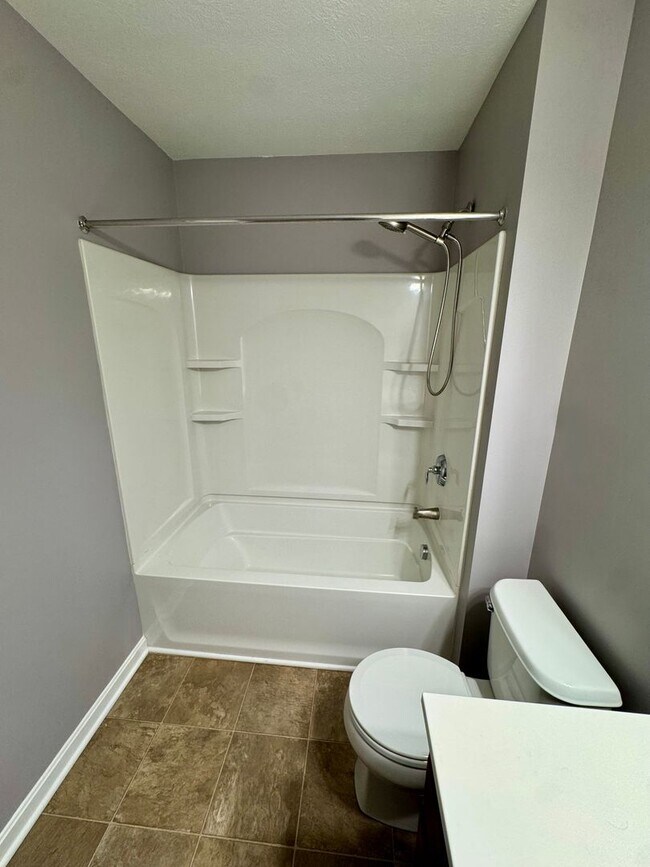 Building Photo - Move-In Ready Wexford Home Featuring Modern Updates and an Attached Two-Car