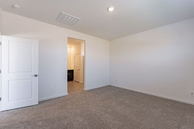 Building Photo - 2664 E Rosario Mission Dr